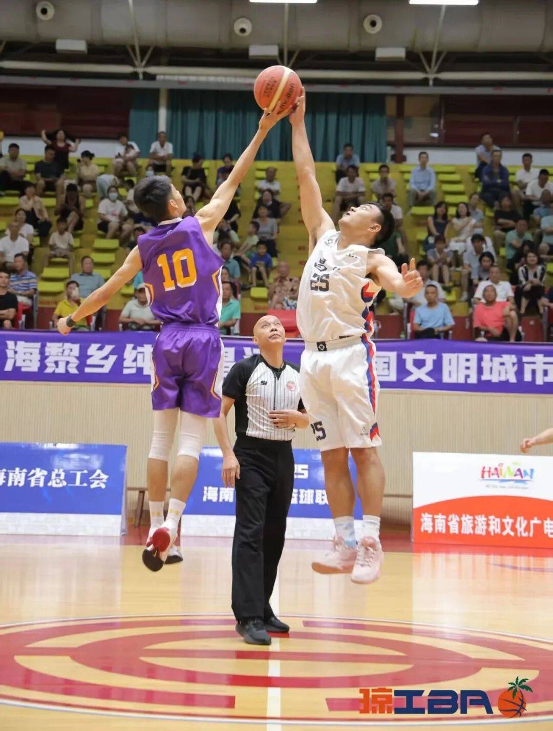 亚洲Basketball联赛建功一场场较量火爆开打的简单介绍