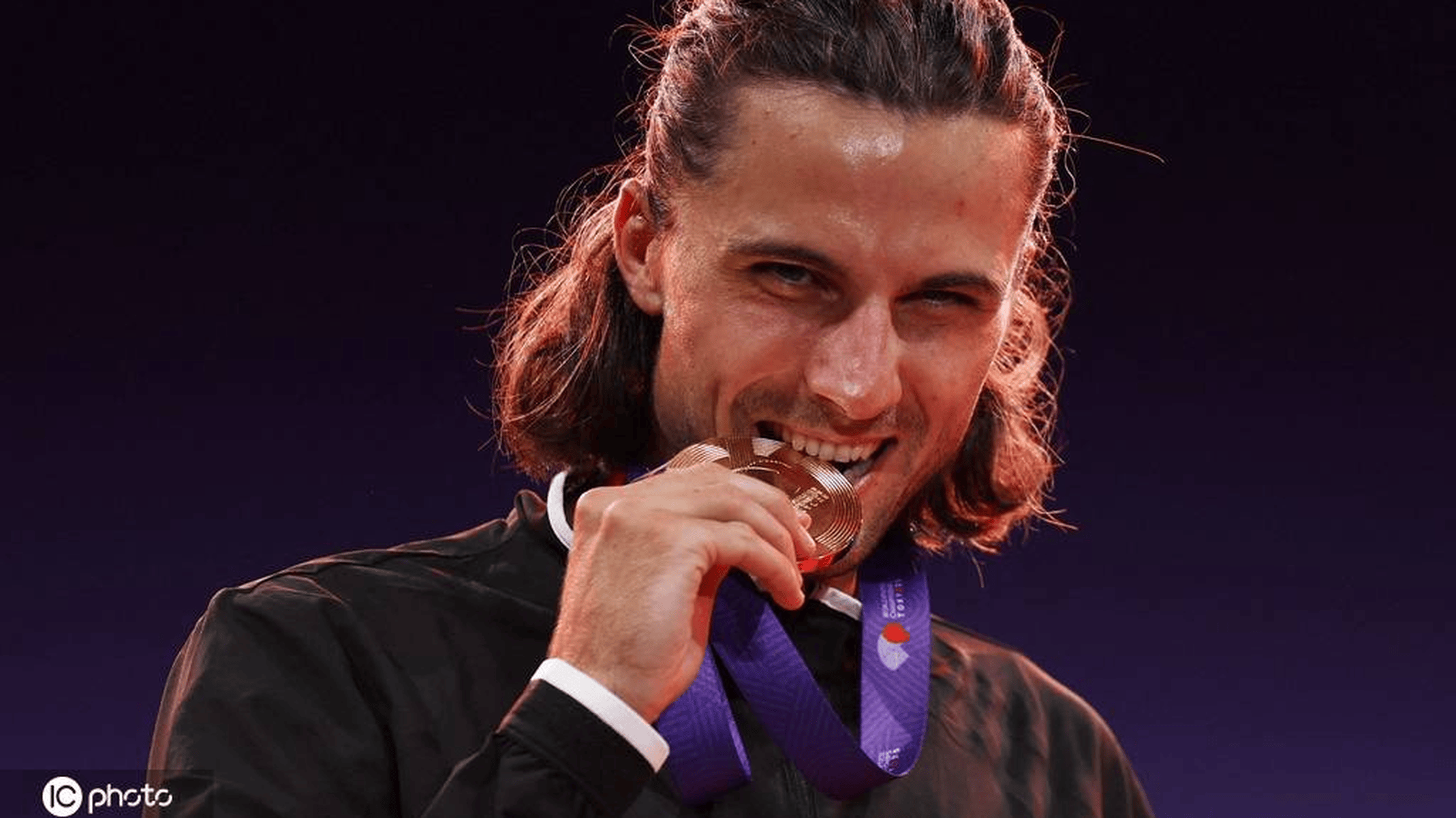 开云体育app下载-不可思议！运动员以微弱优势夺冠的简单介绍