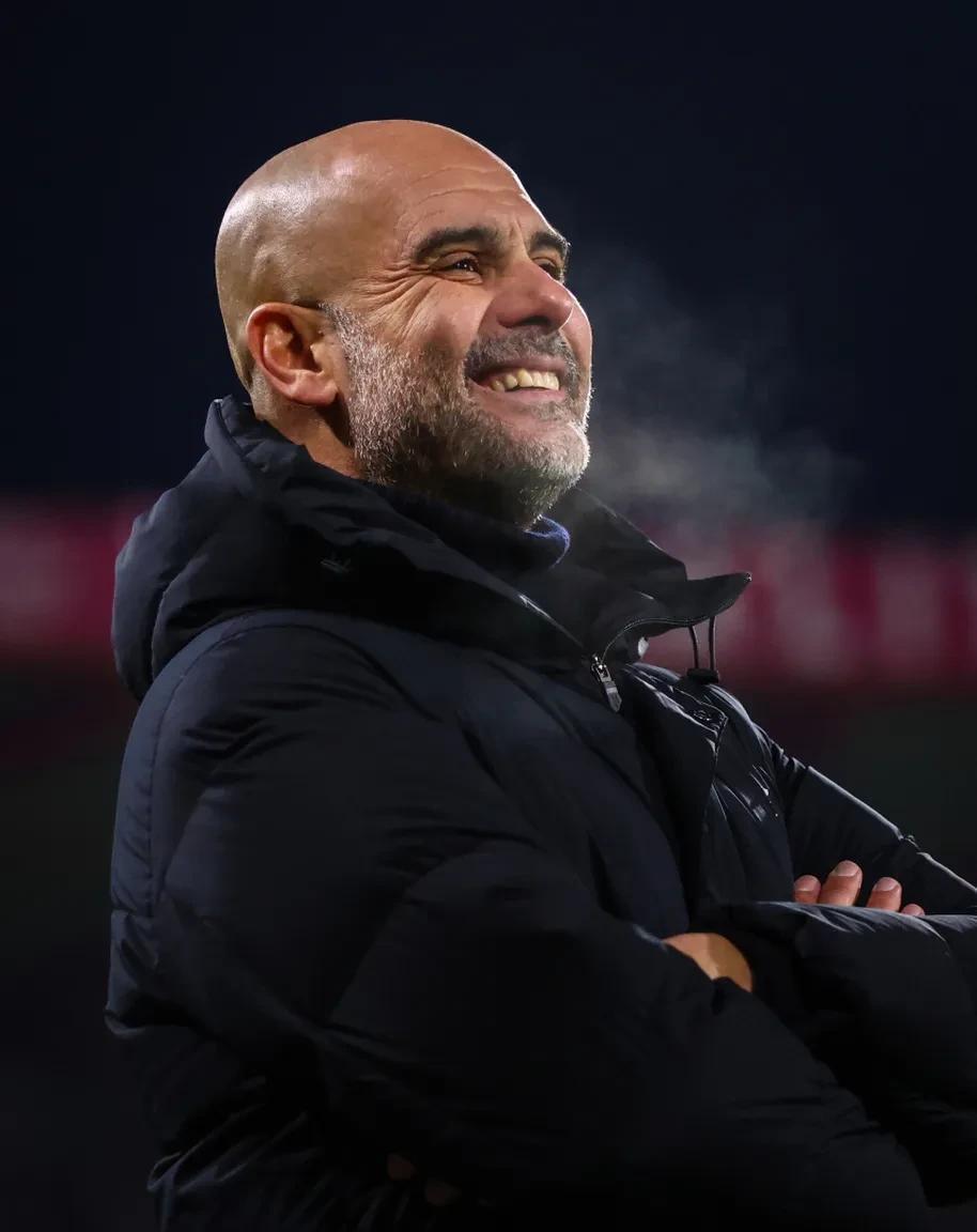 关于阿森纳后防连续失误，主帅面临压力的信息