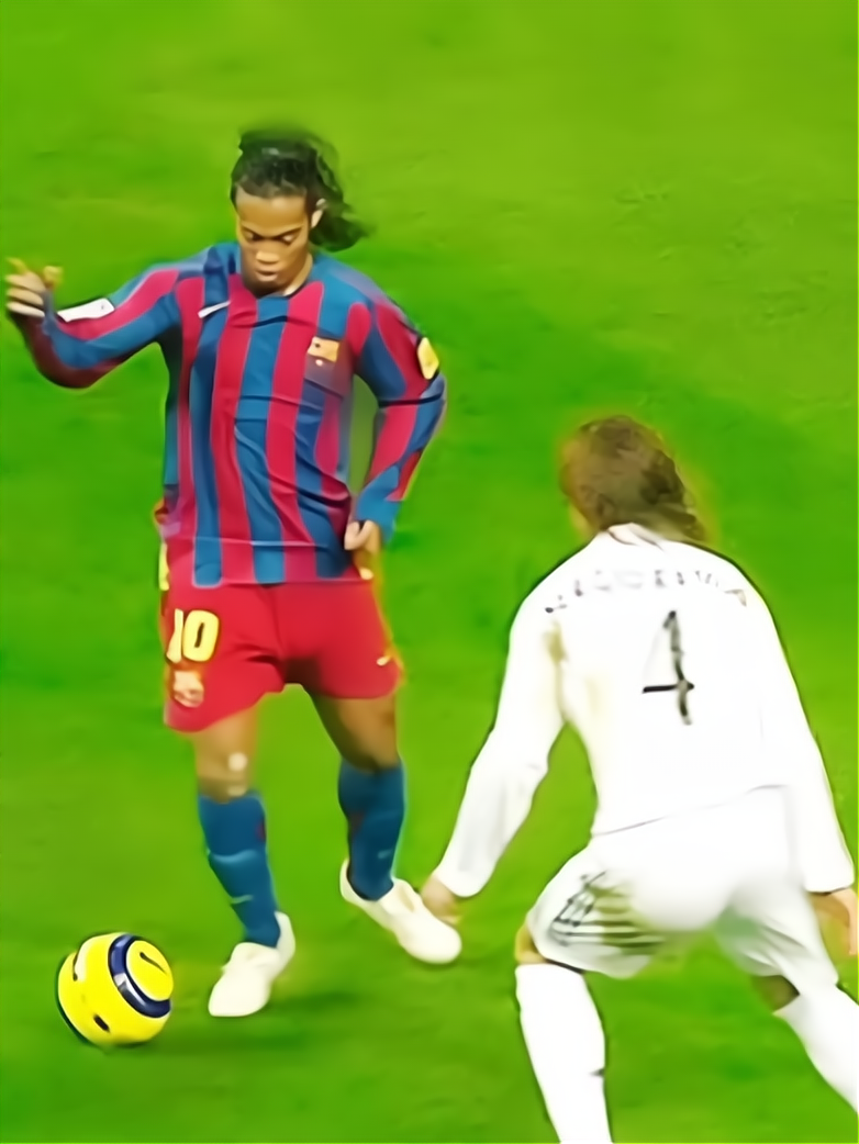 足球场上的激情对决，真实而迷人