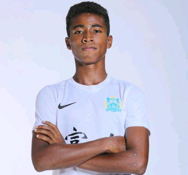 开云体育在线登录-中非足球队队长总结本赛季表现